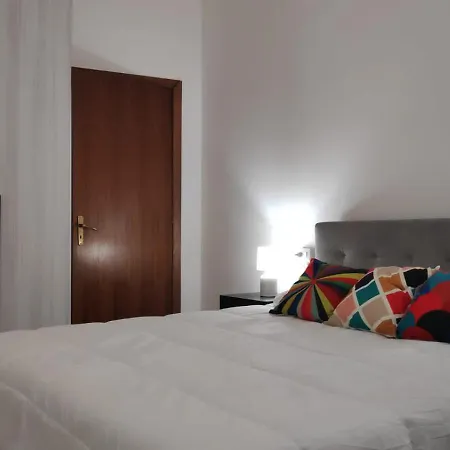 Nido Delle Rondini Apartment *